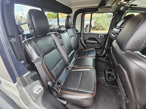 Used 2022 Jeep Gladiator Mojave w/ LED Lighting Group AWD/4WD image 14
