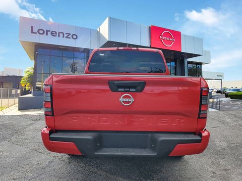 New 2025 Nissan Frontier SV image 5