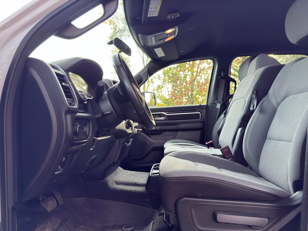 Used 2024 RAM 1500 Big Horn AWD/4WD image 2