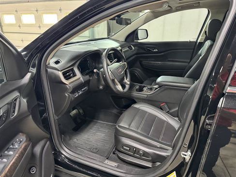 Certified 2021 GMC Acadia Denali w/ Denali Ultimate Package AWD/4WD image 14