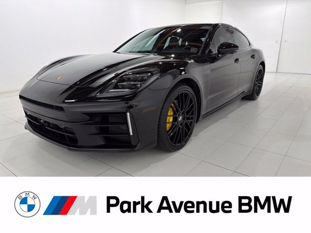 Used 2024 Porsche Panamera RWD image 1
