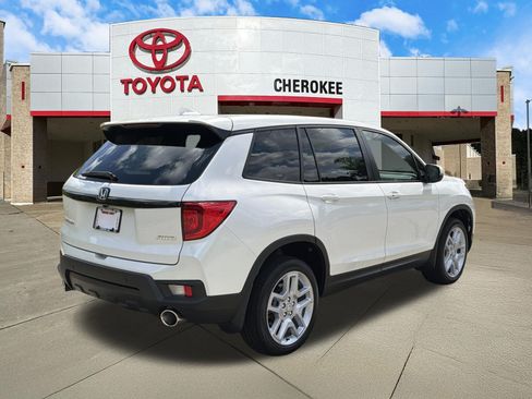 Used 2025 Honda Passport EX-L image 5