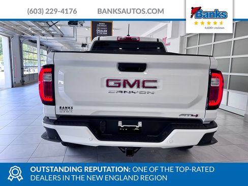 Certified 2024 GMC Canyon AT4 w/ AT4 Premium Package AWD/4WD image 7