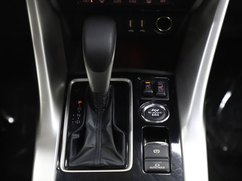 Used 2025 Mitsubishi Eclipse Cross SE image 19