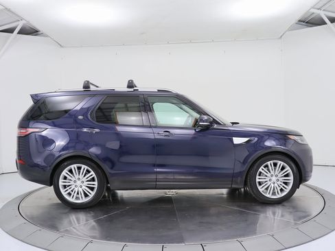 Used 2018 Land Rover Discovery HSE Luxury image 6