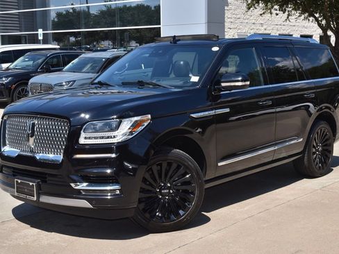 Used 2021 Lincoln Navigator Reserve w/ Luxury Package AWD/4WD image 43