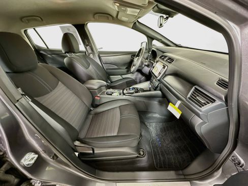 Used 2024 Nissan Leaf SV Plus FWD image 30