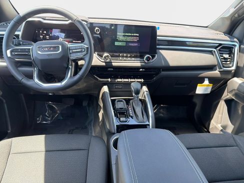 New 2026 GMC Canyon Elevation image 15