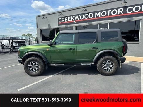 Used 2024 Ford Bronco Badlands image 6