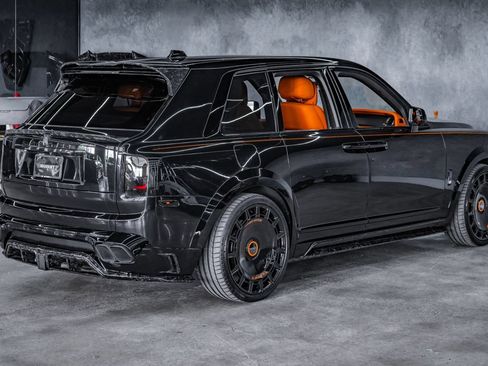 Used 2023 Rolls-Royce Cullinan AWD/4WD image 34