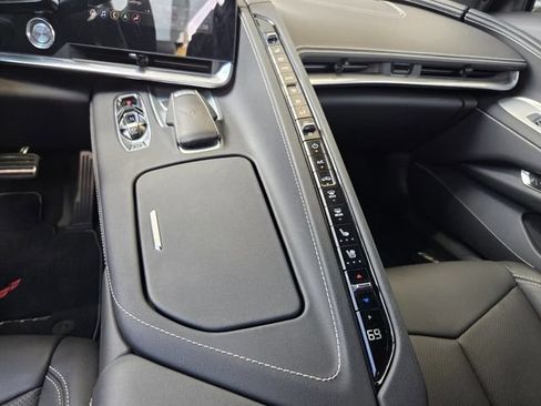 Certified 2022 Chevrolet Corvette Stingray Preferred Cpe w/ Z51 Performance Package RWD image 20