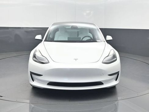 Used 2022 Tesla Model 3 Standard Range RWD image 34
