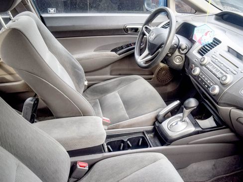 Used 2011 Honda Civic LX image 8