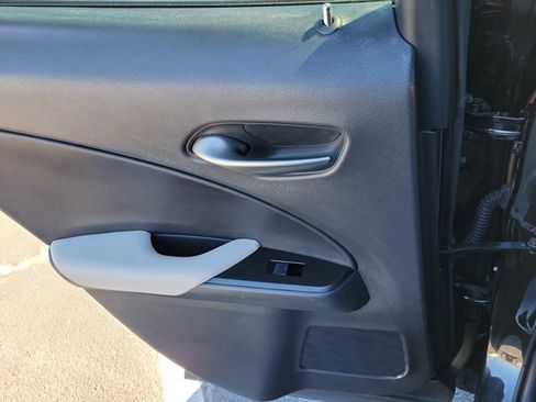 Used 2019 Lexus UX 200 200 Luxury image 17