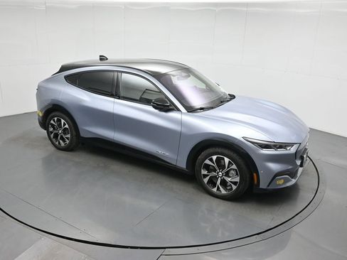 Certified 2022 Ford Mustang Mach-E Premium image 38