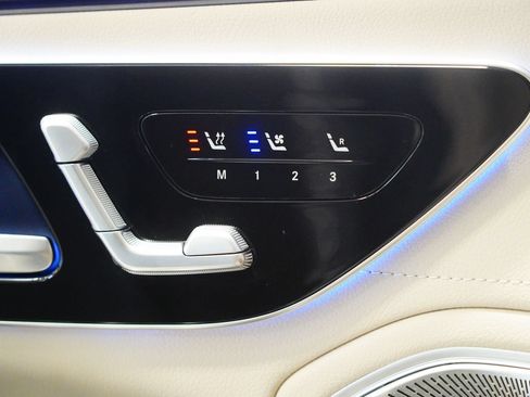 Certified 2023 Mercedes-Benz EQS 580 4MATIC Sedan image 28