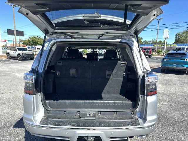 Used 2018 Toyota 4Runner Limited AWD/4WD image 27