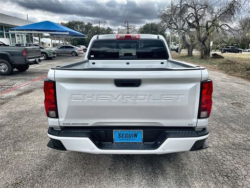 Used 2024 Chevrolet Colorado LT w/ LT Convenience Package image 31