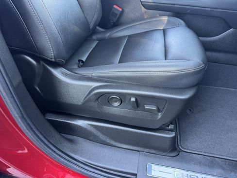 Used 2024 Chevrolet Tahoe LT w/ Luxury Package image 24