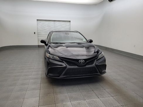 Used 2021 Toyota Camry SE w/ Carpet Mat Package (TMS) FWD image 14