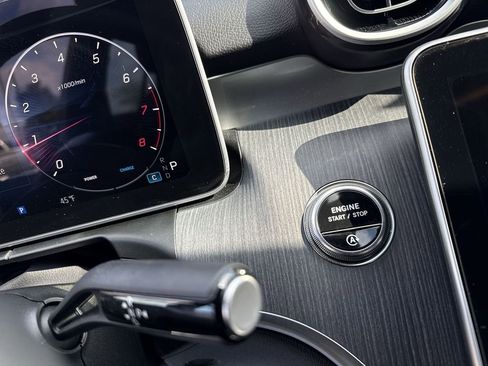 Used 2025 Mercedes-Benz C 300 C 300 image 18