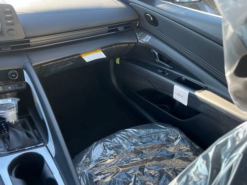 New 2026 Hyundai Elantra SEL Sport image 14