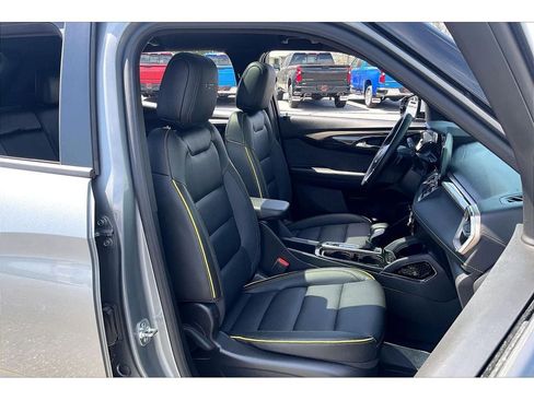 Used 2025 Chevrolet TrailBlazer ACTIV w/ Convenience Package AWD/4WD image 8