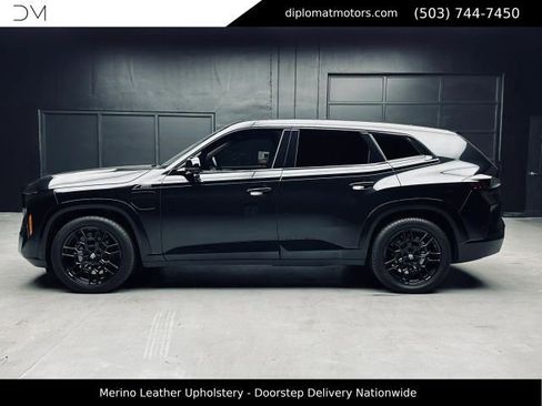 Used 2023 BMW XM AWD/4WD image 4