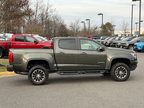 Used 2017 Chevrolet Colorado ZR2 image 6
