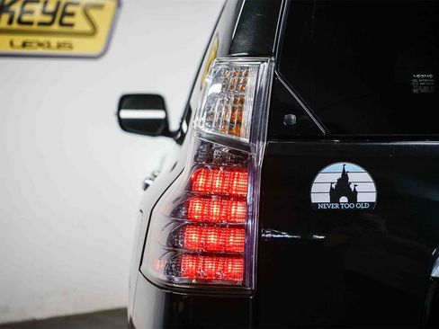 Used 2023 Lexus GX 460 Premium image 9