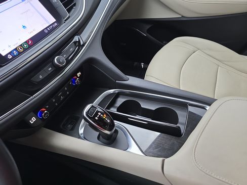 Used 2021 Buick Enclave Essence w/ Sound and Sites Package FWD image 26