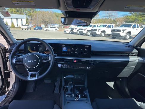 Used 2025 Kia K5 LXS image 8
