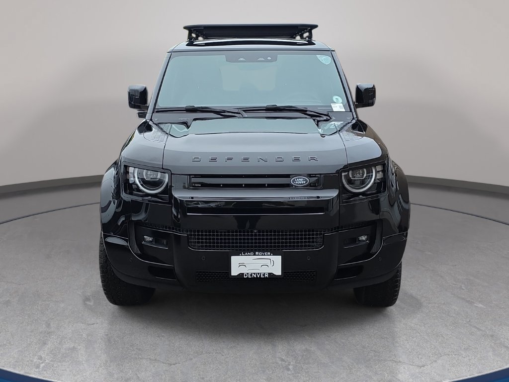 New 2026 Land Rover Defender 110 X-Dynamic SE AWD/4WD image 2