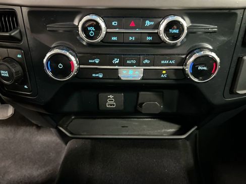 Used 2025 Ford F150 XLT w/ Equipment Group 301A Standard AWD/4WD image 16