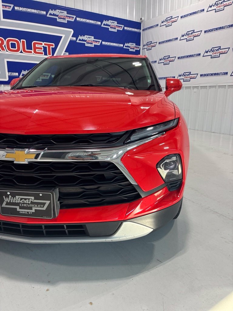 Used 2025 Chevrolet Blazer LT AWD/4WD image 10