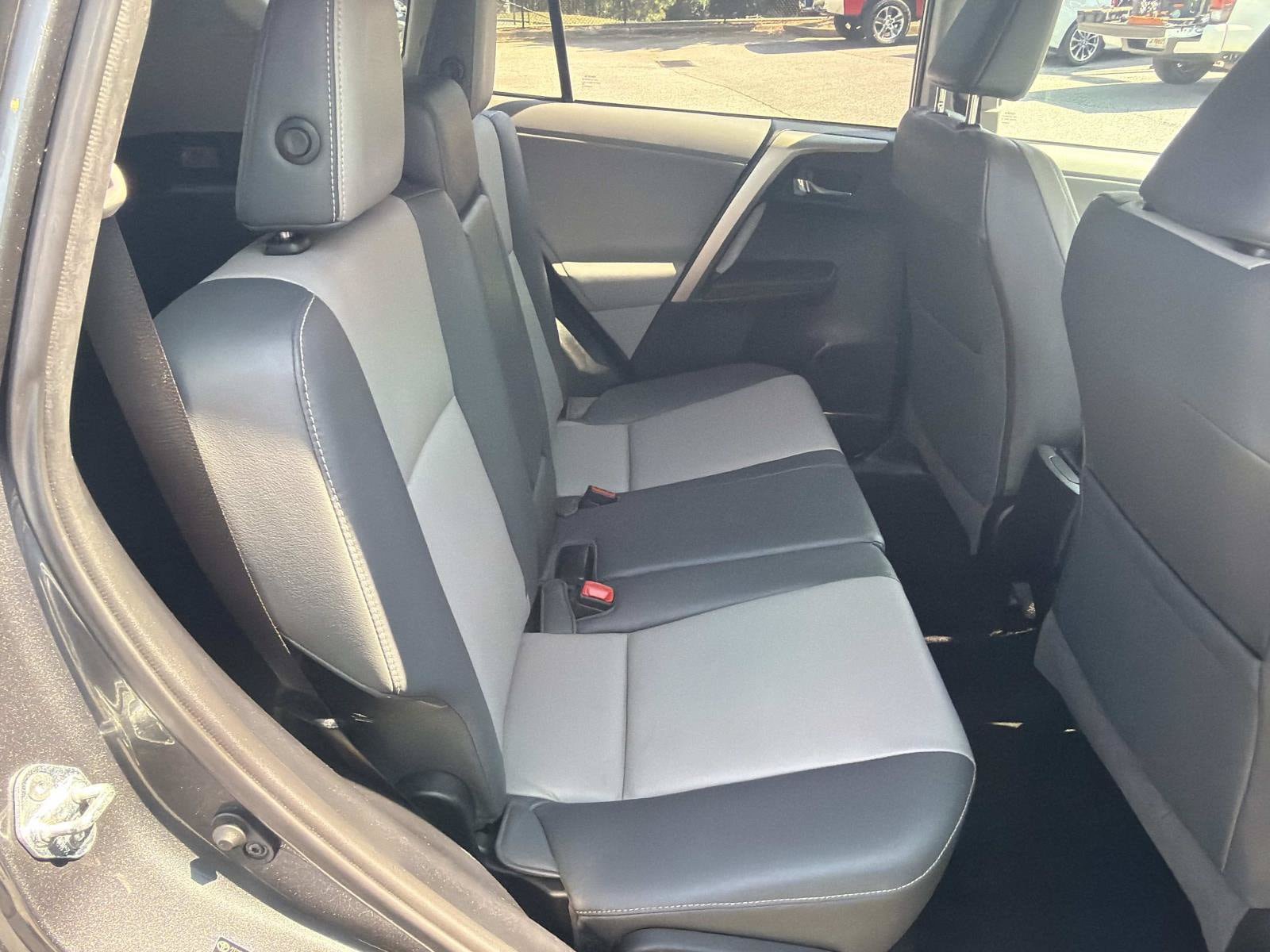 Used 2013 Toyota RAV4 Limited AWD/4WD image 16