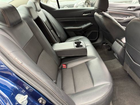 Used 2022 Nissan Altima 2.5 SR image 25