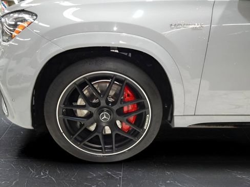Used 2024 Mercedes-Benz GLE 63 AMG S w/ Driver Assistance Package image 10