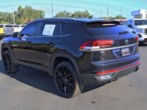 Used 2021 Volkswagen Atlas Cross Sport SE image 6