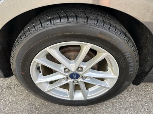 Used 2016 Ford Focus SE image 28