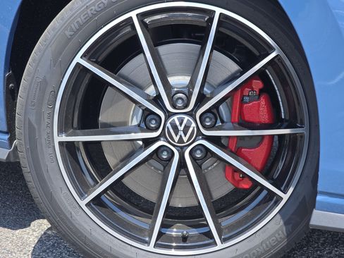 New 2026 Volkswagen Jetta GLI Autobahn FWD image 15