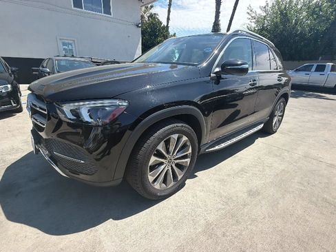 Used 2020 Mercedes-Benz GLE 350 4MATIC w/ Premium Package image 2