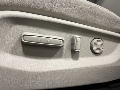 New 2026 Honda Odyssey EX-L image 13