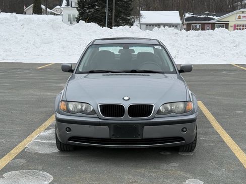 Used 2005 BMW 325xi 325xi AWD 4dr Sedan image 1