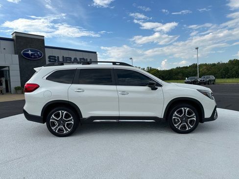 Certified 2026 Subaru Ascent Touring w/ Popular Package #2 AWD/4WD image 8