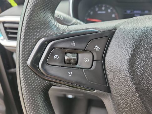 Used 2021 Chevrolet TrailBlazer LT w/ Convenience Package FWD image 21
