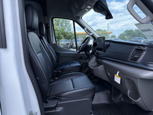 New 2026 Ford Transit 250 148 High Roof RWD image 26