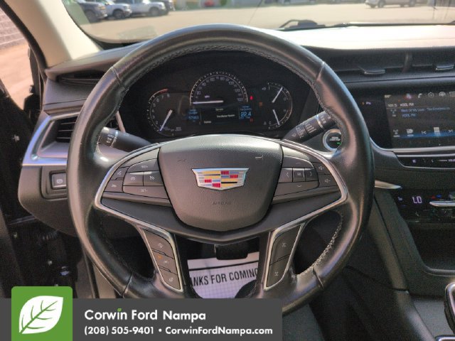 Used 2018 Cadillac XT5 Premium Luxury AWD/4WD image 14