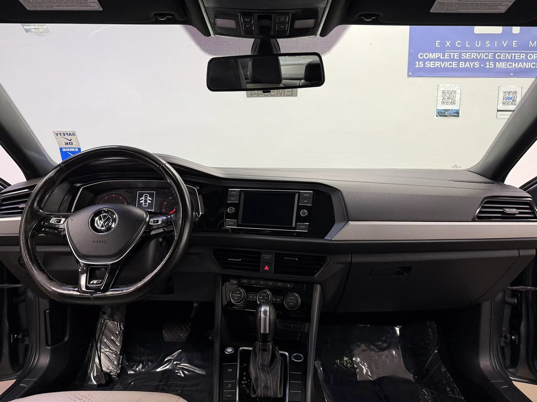 Used 2021 Volkswagen Jetta R-Line w/ R-Line Cold Weather Package FWD image 11