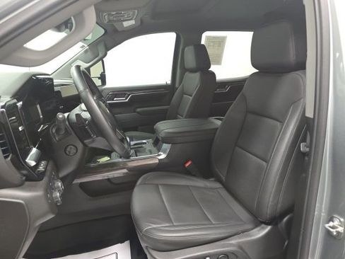 Certified 2024 Chevrolet Silverado 1500 LTZ w/ Technology Package image 21